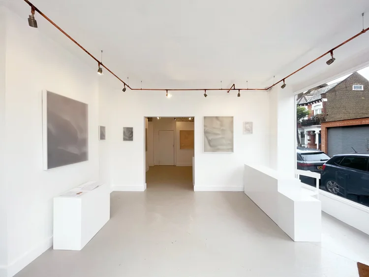 UNFOLD, photograph 2